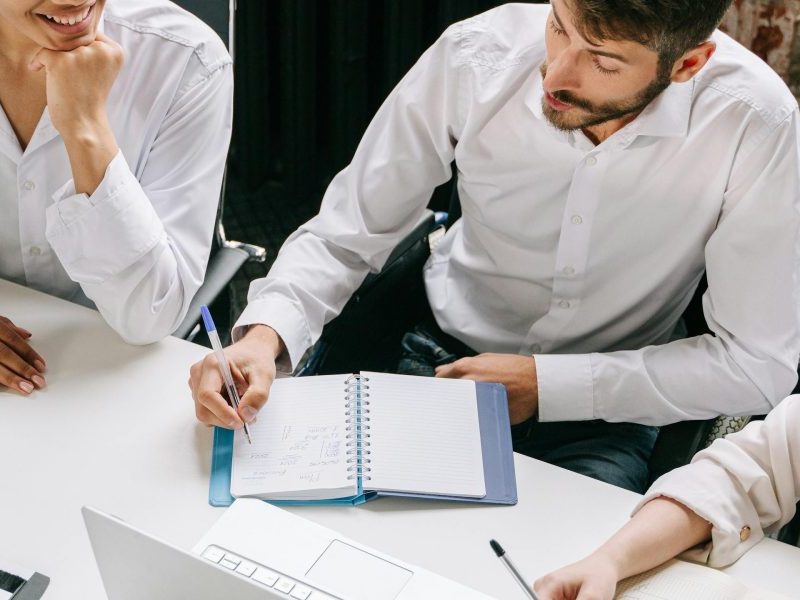 Build a Dream Team with Practical Team Building Questions and Activities